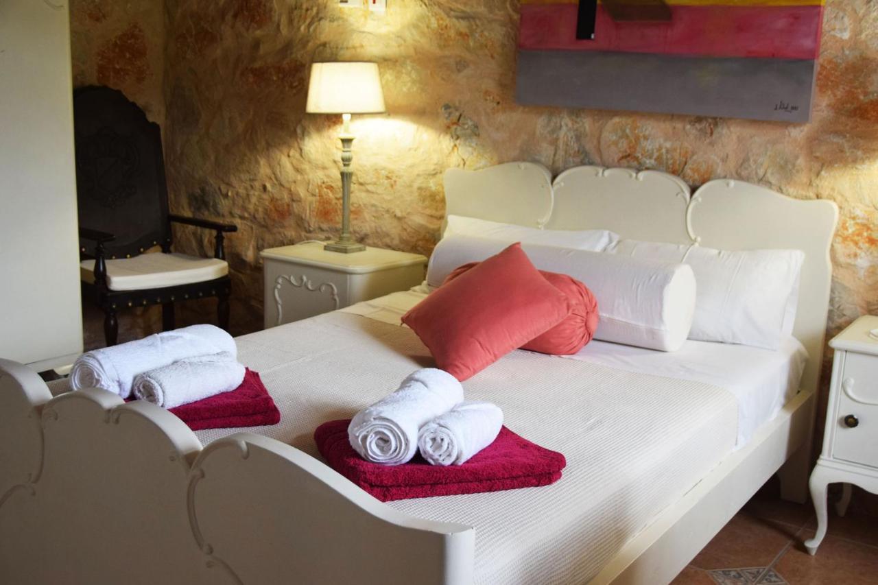 Stone Built Villa Galatia, Poolside & Perfect View Karés Exterior foto